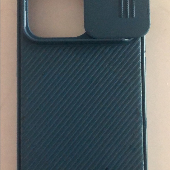 iPhone 14 pro case - Picture 2 of 3